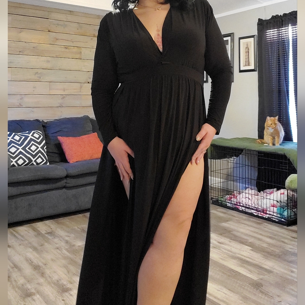Fashion Nova double split, drop neck gown 🖤